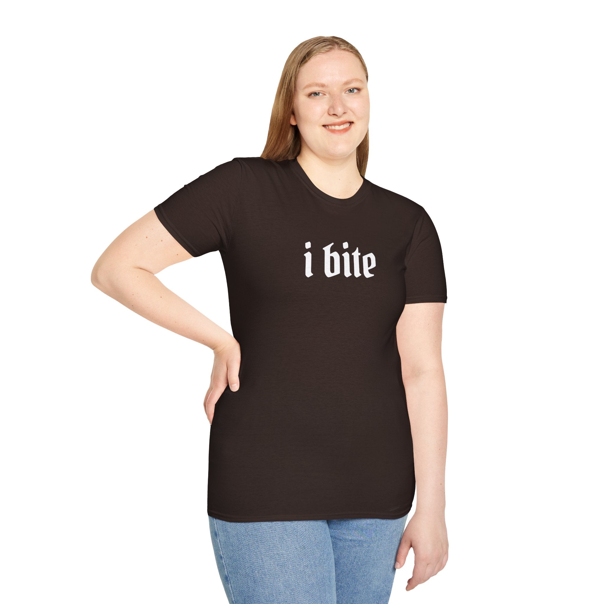 I Bite Graphic T-Shirt — Funny Gothic Script Tee for Bold Casual Wear