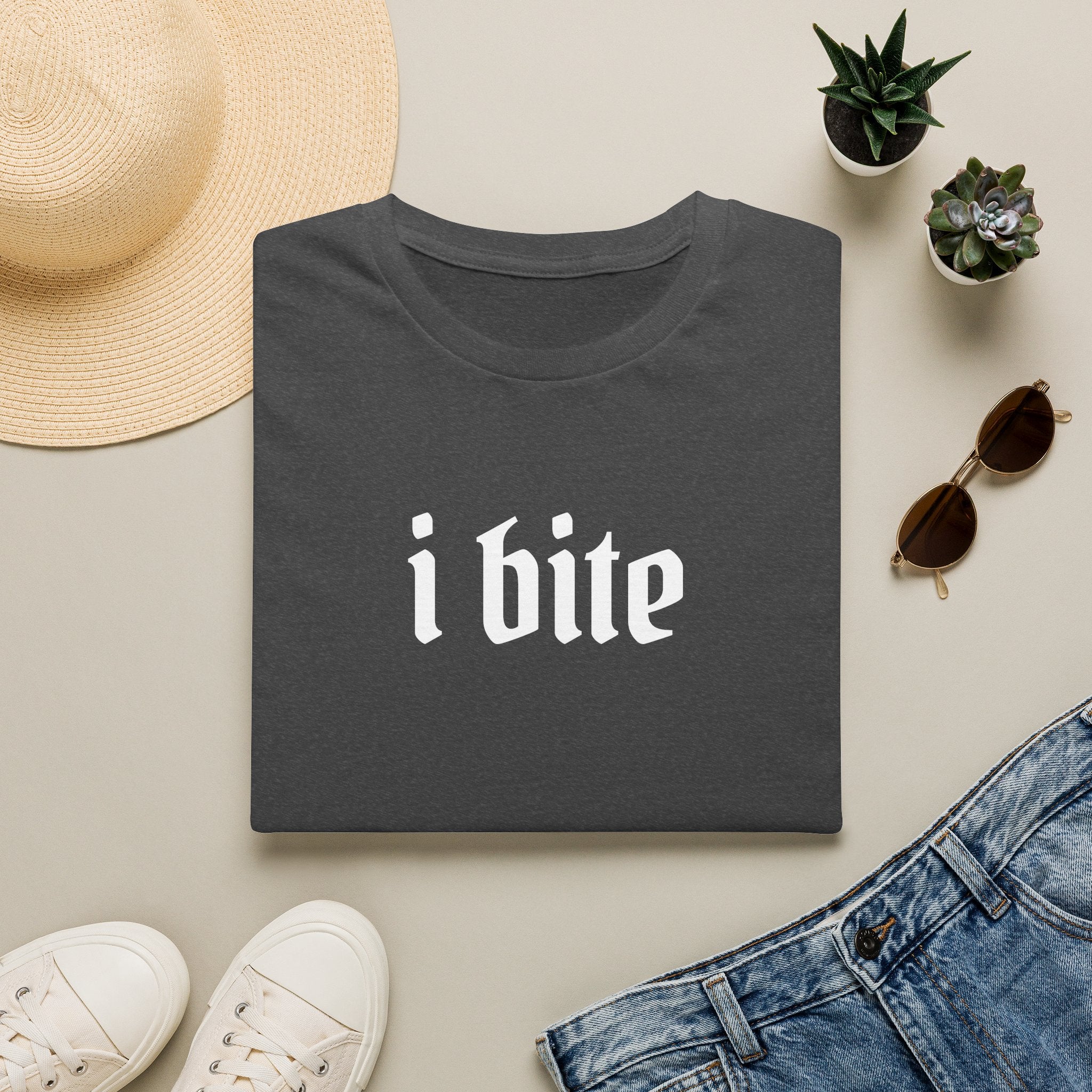 I Bite Graphic T-Shirt — Funny Gothic Script Tee for Bold Casual Wear